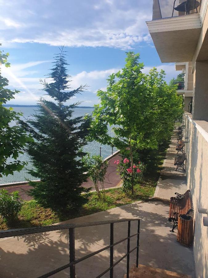 Apartament Laura Solid House Mamaja Zewnętrze zdjęcie