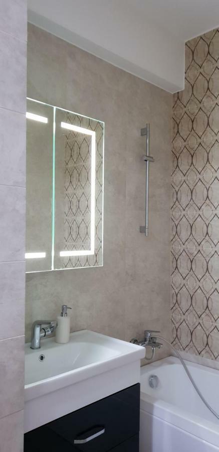 Apartament Laura Solid House Mamaja Zewnętrze zdjęcie