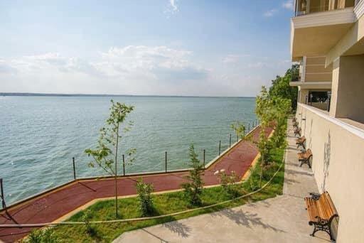 Apartament Laura Solid House Mamaja Zewnętrze zdjęcie